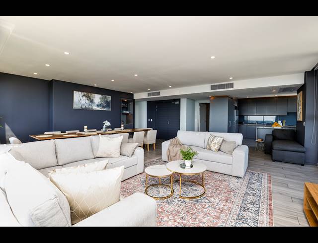 3 BEDROOM APARTMENT FOR SALE IN UMHLANGA RIDGESIDE